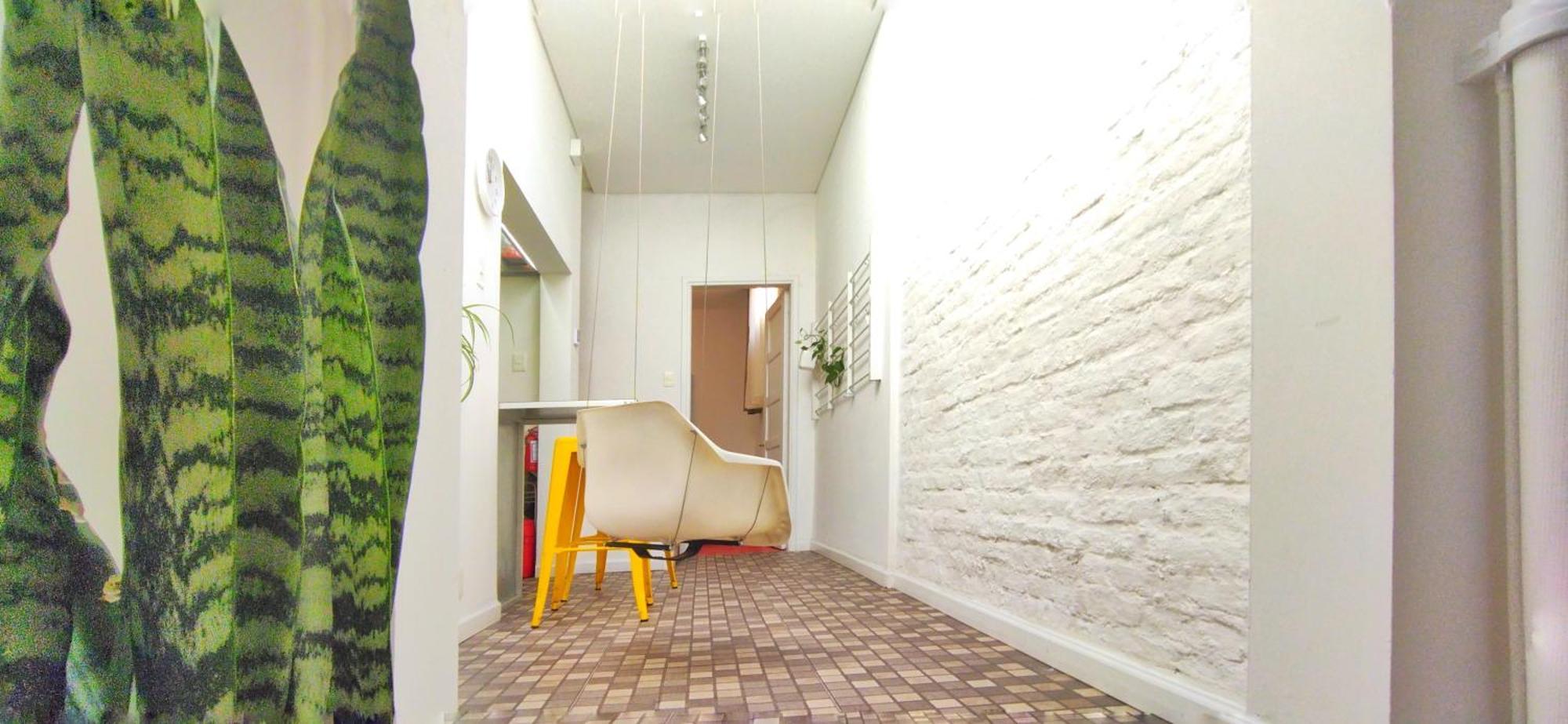 House With Large Terrace, Jacuzzi And Gated Parking For One Car Villa Монтевидео Екстериор снимка
